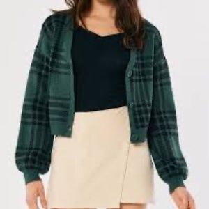 cropped forest green flannel cardigan - Hollister XS